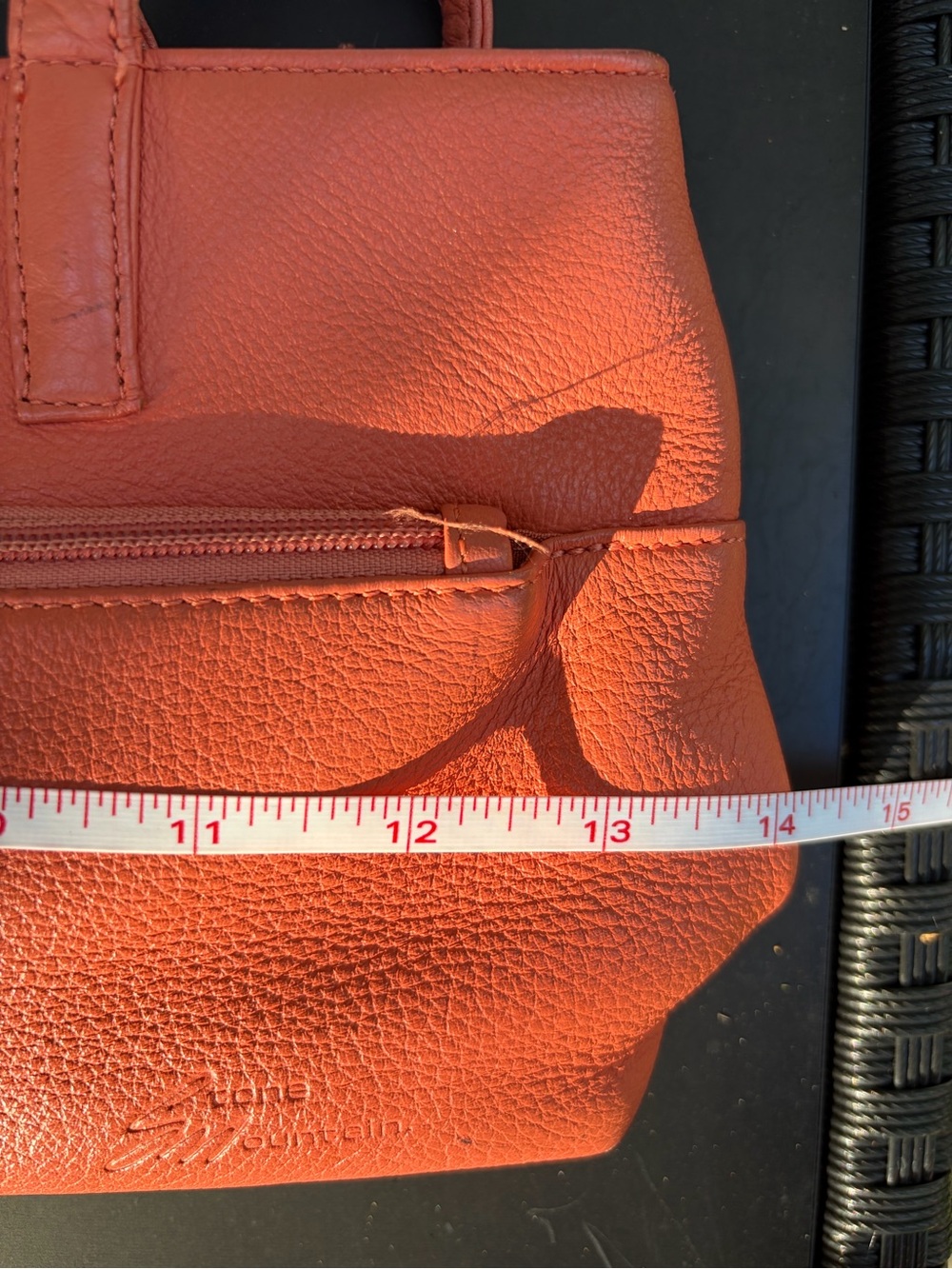 stone mountain handbag. Salmon Color. Two outside zippers. - Picture 6 of 8